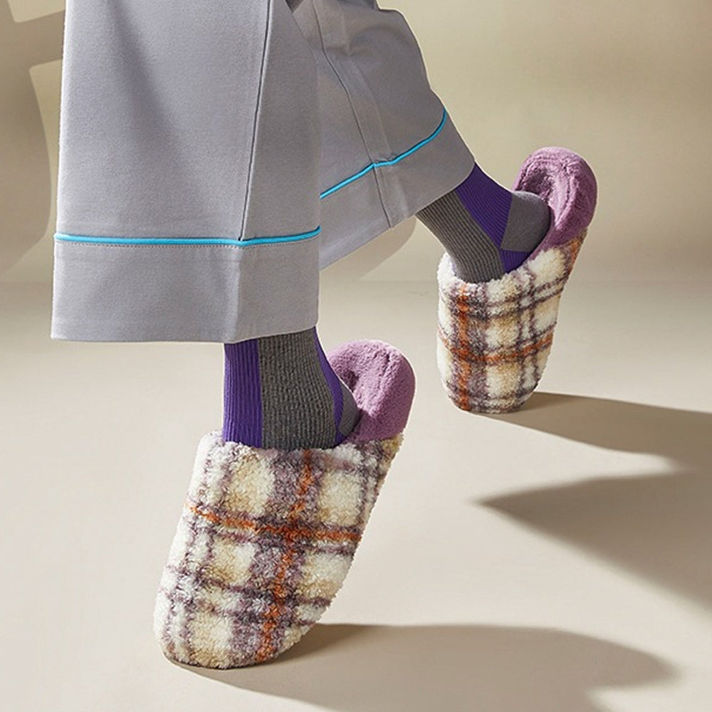 WarmHuggy – Ultraweiche, Rutschfeste & Wärmende Hausschuhe